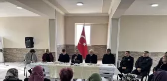 Edirne Valisi Sezer, Muhtarlarla Toplantı Düzenledi