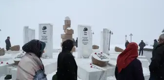 Erzincan İliç'te maden ocağındaki heyelanda hayatını kaybeden işçiler anıldı