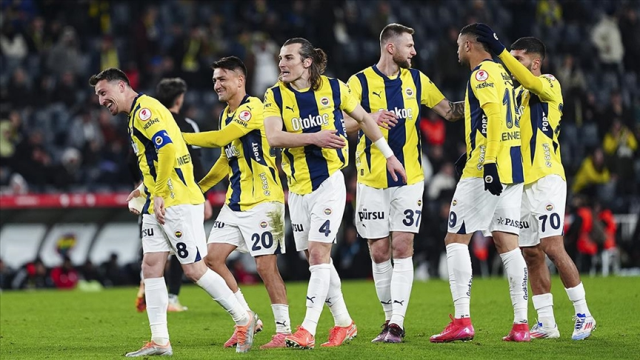 Fenerbahçe Anderlecht hangi kanalda? Fenerbahçe Anderlecht maçını hangi kanal veriyor, nerede izlenir?