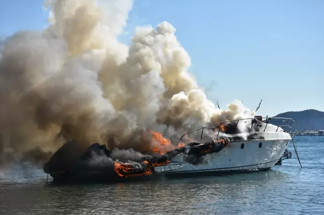 The million-dollar motor yacht burned fiercely