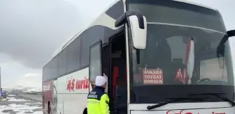 Yozgat'ta Sivil Jandarma Trafik Ekiplerinden Otobüs Denetimi