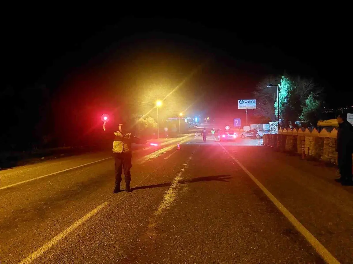 Aydın'da 'Huzurlu Sokaklar' Uygulaması: 2 Bin 58 Kişi Sorgulandı