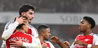 Arsenal'in yıldızı sezonu kapattı