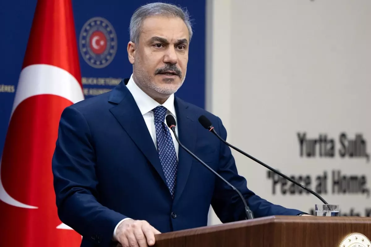 Bakan Fidan'dan Suriye'nin yeni yönetimine çağrı: PKK/YPG'den kurtulmamıza yardımcı olmalılar