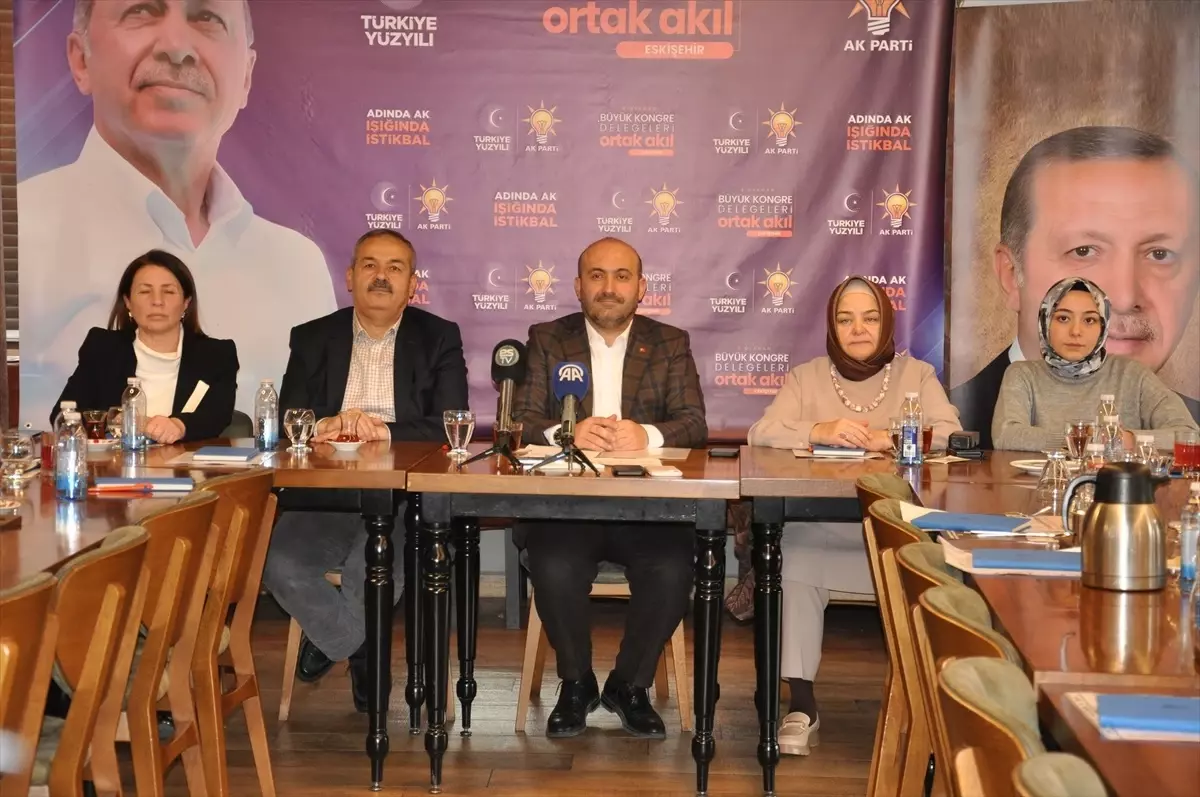 AK Parti Eskişehir Teşkilatı 8. Büyük Olağan Kongre Öncesi Toplantı Düzenledi