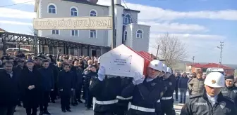 43 Yaşındaki Polis Memuru Eyüp Yılmaz Son Yolculuğuna Uğurlandı