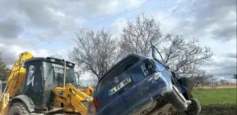 Uşak'ta Takla Atan Otomobilde 5 Yaralı