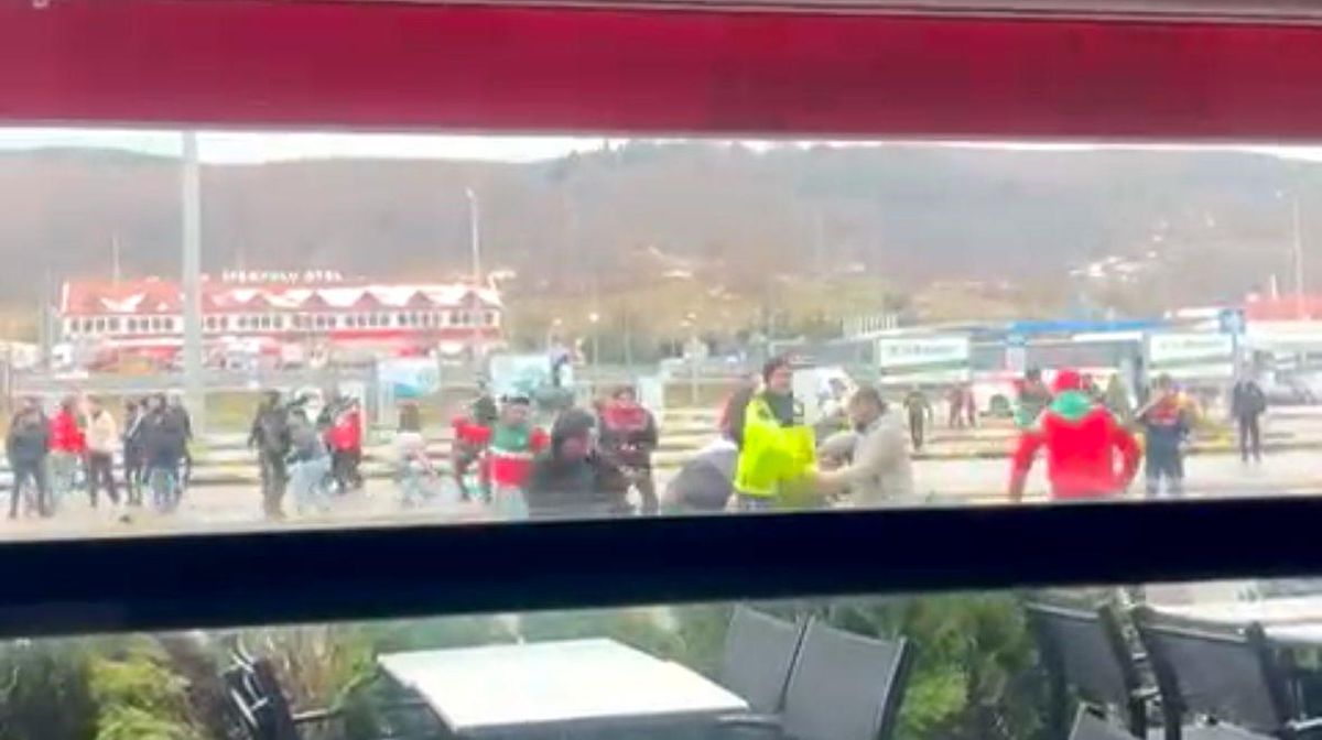 Bolu'da Taraftarlar Arasında Kavga: 3 Yaralı, 1 Gözaltı