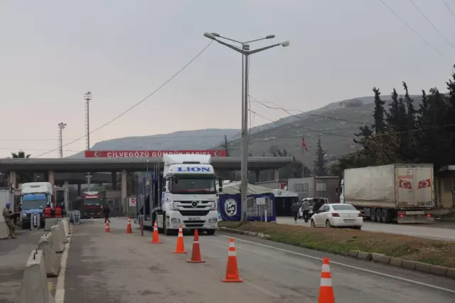 The truck congestion in Cilvegözü continues after the end of the war