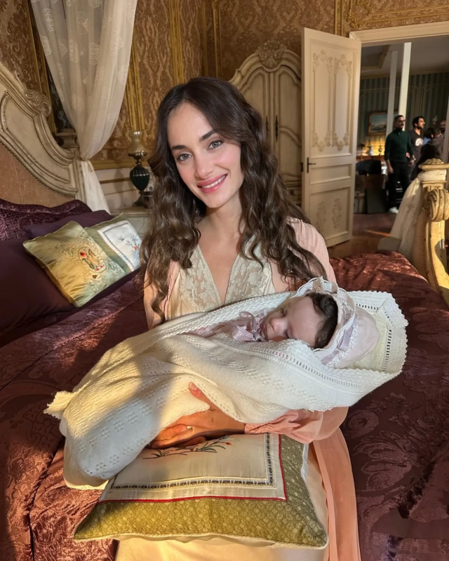 Denise Capezza kimdir? Şakir Paşa dizisi Aniesi (Denise Capezza) kaç yaşında, nereli?