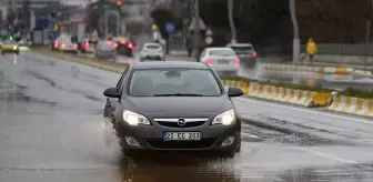 Edirne ve Tekirdağ'da Sağanak Yağış Etkili