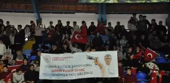 Kütahya'da Sporculara Malzeme Desteği