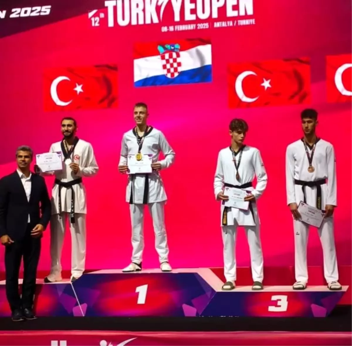 Mustafa Said Yörükoğlu, 12. Uluslararası Türkiye Açık Taekwondo Turnuvası'nda Bronz Madalya Kazandı