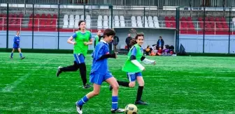 Aydın'da Okullar Arası Yıldız Kız-Erkek Futbol İl Birinciliği Müsabakaları Tamamlandı