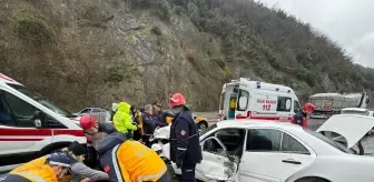 Bariyere Çarpan Otomobilde İki Yaralı