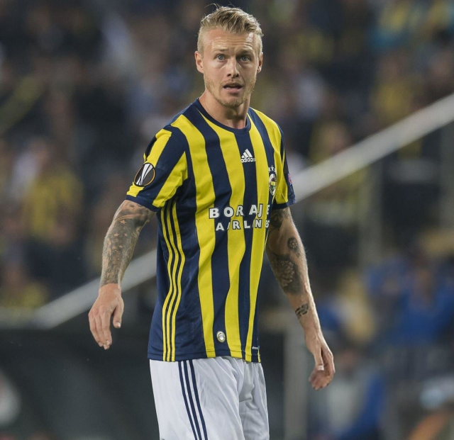 Simon Kjaer became a manager at Midtjylland