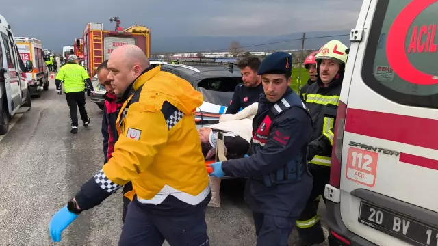 Students coming to the tournament in Denizli had an accident: 2 dead, 26 injured