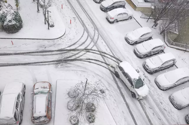 Snow alert issued! While students in Istanbul are expecting a holiday, an announcement came from the governor