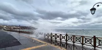 Marmara Denizi'nde Şiddetli Poyraz Etkili