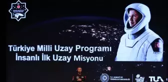 Türkiye'nin ilk astronotu Gezeravcı, Çanakkale'de üniversitelilerle bir araya geldi