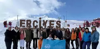 ALKÜ Öğrenci Toplulukları Zirvesi'nde Öğrenciler Eğlendi ve Fikir Alışverişinde Bulundu