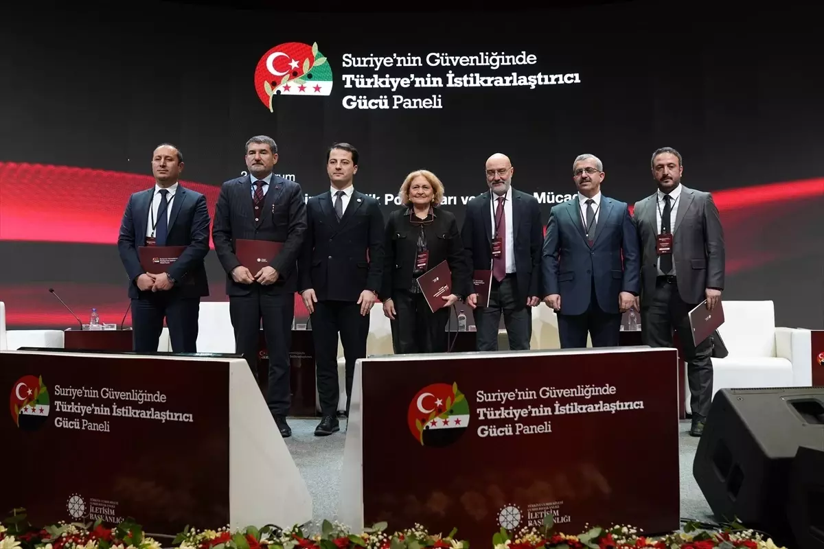 Ankara'da "Türkiye'nin Güvenlik Politikaları ve Terörle Mücadele" paneli düzenlendi