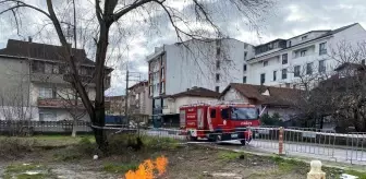 Kartepe'de Metan Gazı Yangını İki Gündür Sürüyor