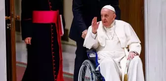 Vatikan, Papa Franciscus'ta zatürre geliştiğini açıkladı