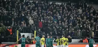 Belçika'da olaylı gece! Anderlecht-Fenerbahçe maçı bir anda durdu