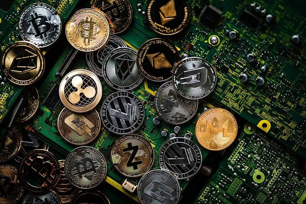 Bugün hangi altcoinler trend oldu?