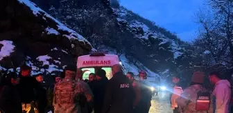 Tunceli'de Kar Yağışı Nedeniyle Trafik Kazası: 3 Yaralı