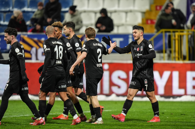 Beşiktaş, Eyüpspor'u 3-1 mağlup etti Beşiktaş, Eyüpspor'u 3-1 mağlup etti