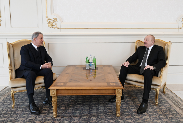 Hulusi Akar met with Azerbaijani President Aliyev