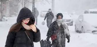 İstanbul'da kar şiddetlendi! Şehir Hatları vapur seferleri durduruldu