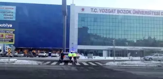 Yozgat'ta Trafik Polislerinin Özverili Yardımı