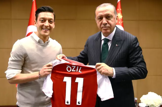 Bomb claim! Sinan Akçıl and Mesut Özil in AK Party MKYK