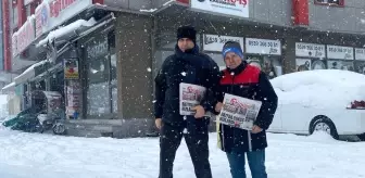 Düzce'de Altay Kar Fırtınası'na Rağmen Gazete Dağıtımı Devam Ediyor