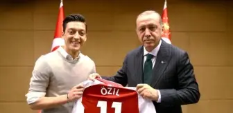 AK Parti MKYK'sında Mesut Özil sürprizi