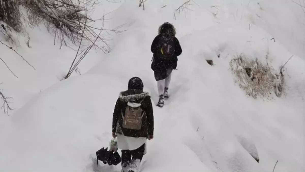 Bursa okullar tatil mi SON DAKİKA? 24 Şubat Pazartesi Bursa okul yok mu (Bursa Valiliği Açıklaması – KAR TATİLİ)?