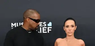 Ünlü sanatçı Kanye West kripto dünyasını Swasticoin ile karıştırdı