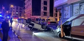 İzmir'de Trafik Kazası: 2 Ölü, Alkollü Sürücüler Tutuklandı