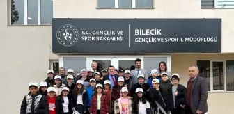 Bilecik Gençlik ve Spor İl Müdürü Öğrencilerle Bir Araya Geldi