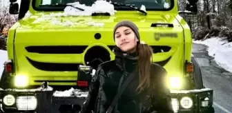 Fahriye Evcen'in aracı çöp kamyonuna benzetildi! Fiyatı dudak uçuklattı