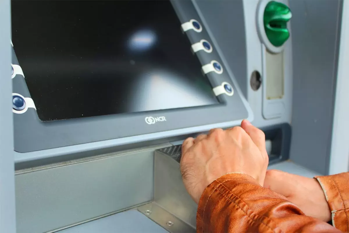 Bankacılık işlemlerine büyük değişiklik! Yüzü tespit edilemeyen ATM'den para çekemeyecek