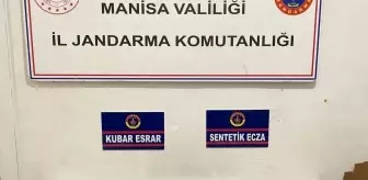 Manisa'da Uyuşturucu Operasyonu: Yüzlerce Ecza Hapı ve Esrar Ele Geçirildi