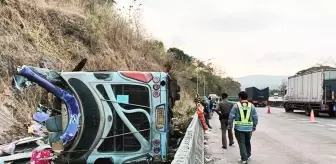 Tayland'da otobüs devrildi: 18 ölü, 31 yaralı