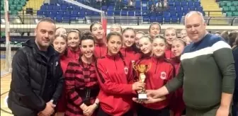 TKİ Tavşanlı Linyitspor Voleybolda Büyük Başarılar Elde Ediyor