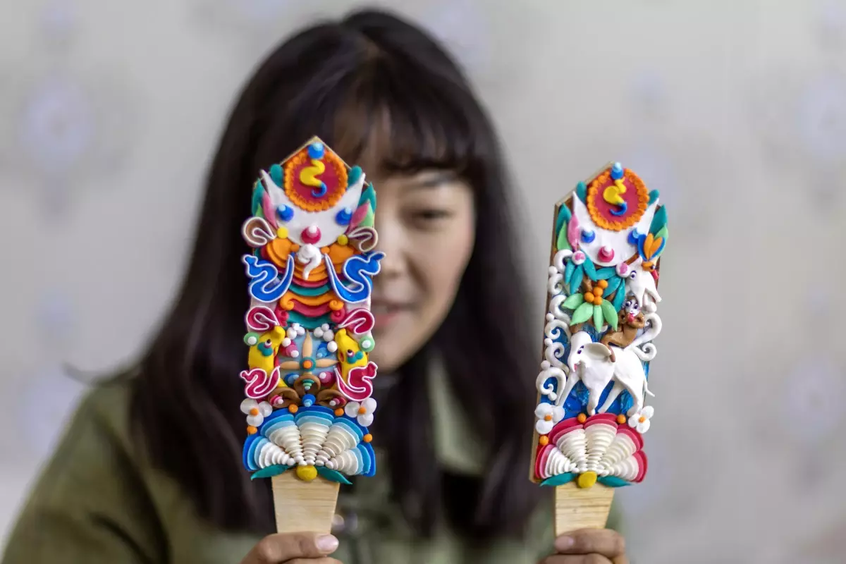 Tibet Yeni Yılı Öncesi Lhasa'da Tereyağı Süslemeleri Büyük İlgi Görüyor