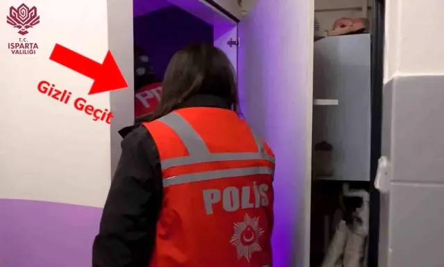 Surprising system revealed in prostitution operation: VIP rooms with secret passages