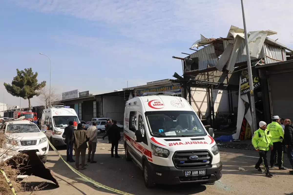 Gaziantep'te yakıt tankeri patladı! 2 ölü, 2 yaralı